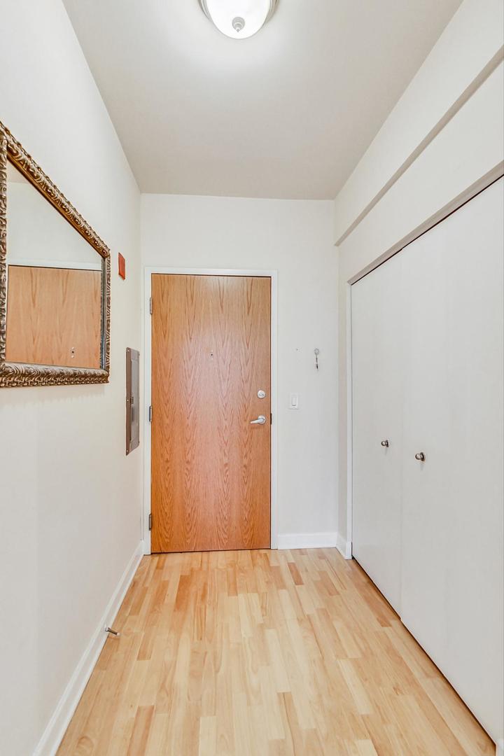 451 W HURON Street Unit: 1301