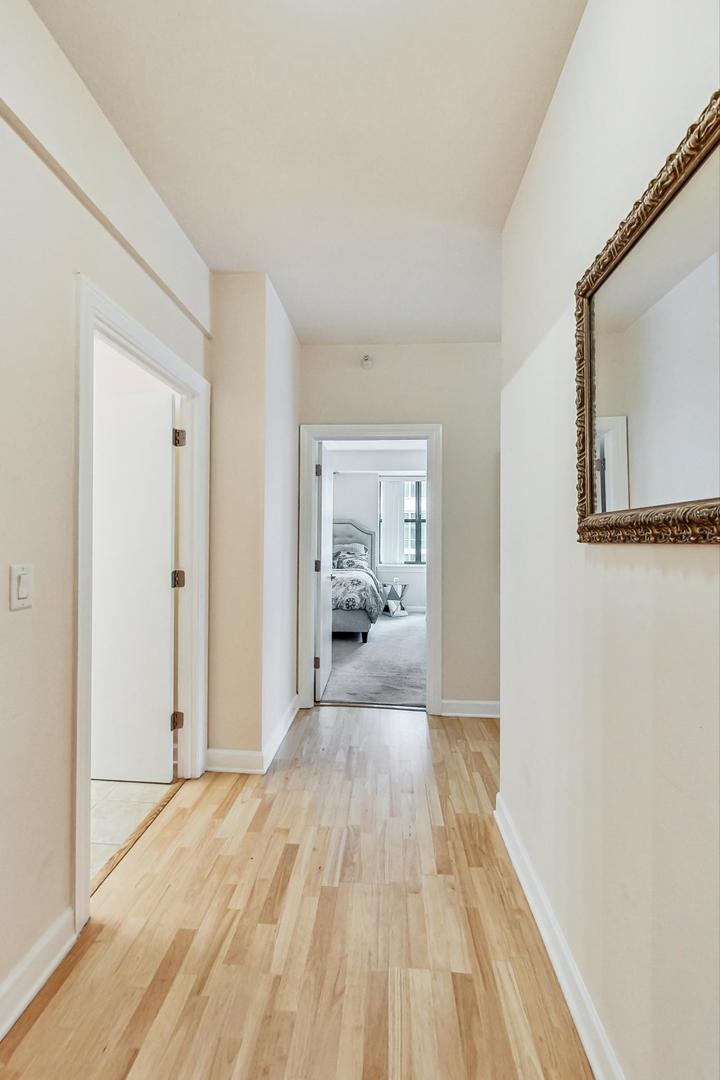 451 W HURON Street Unit: 1301