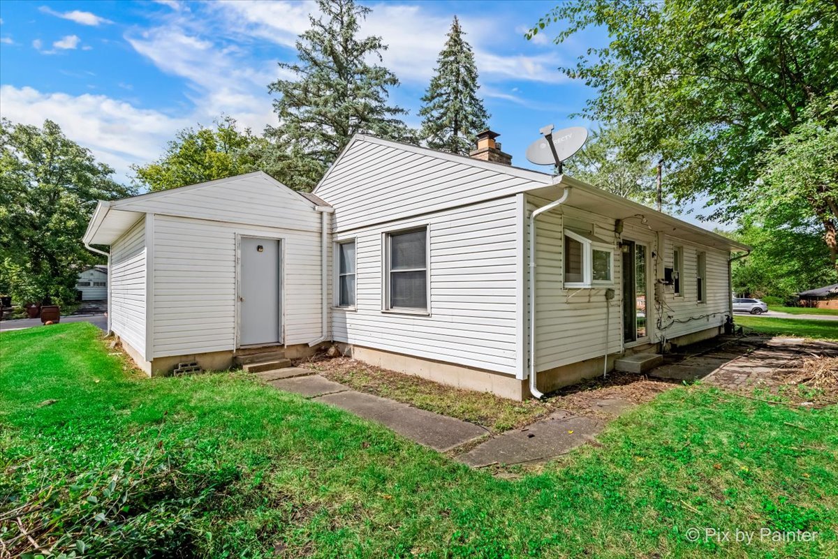 301 Oakwood Street