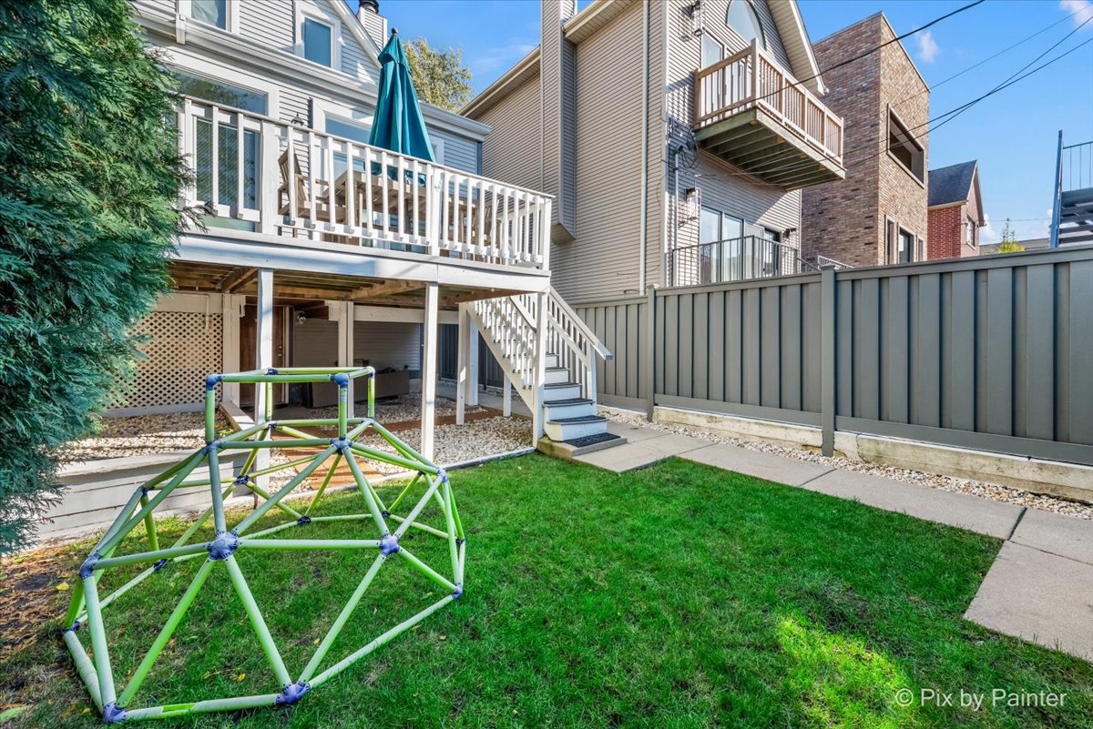 3642 N Marshfield Avenue