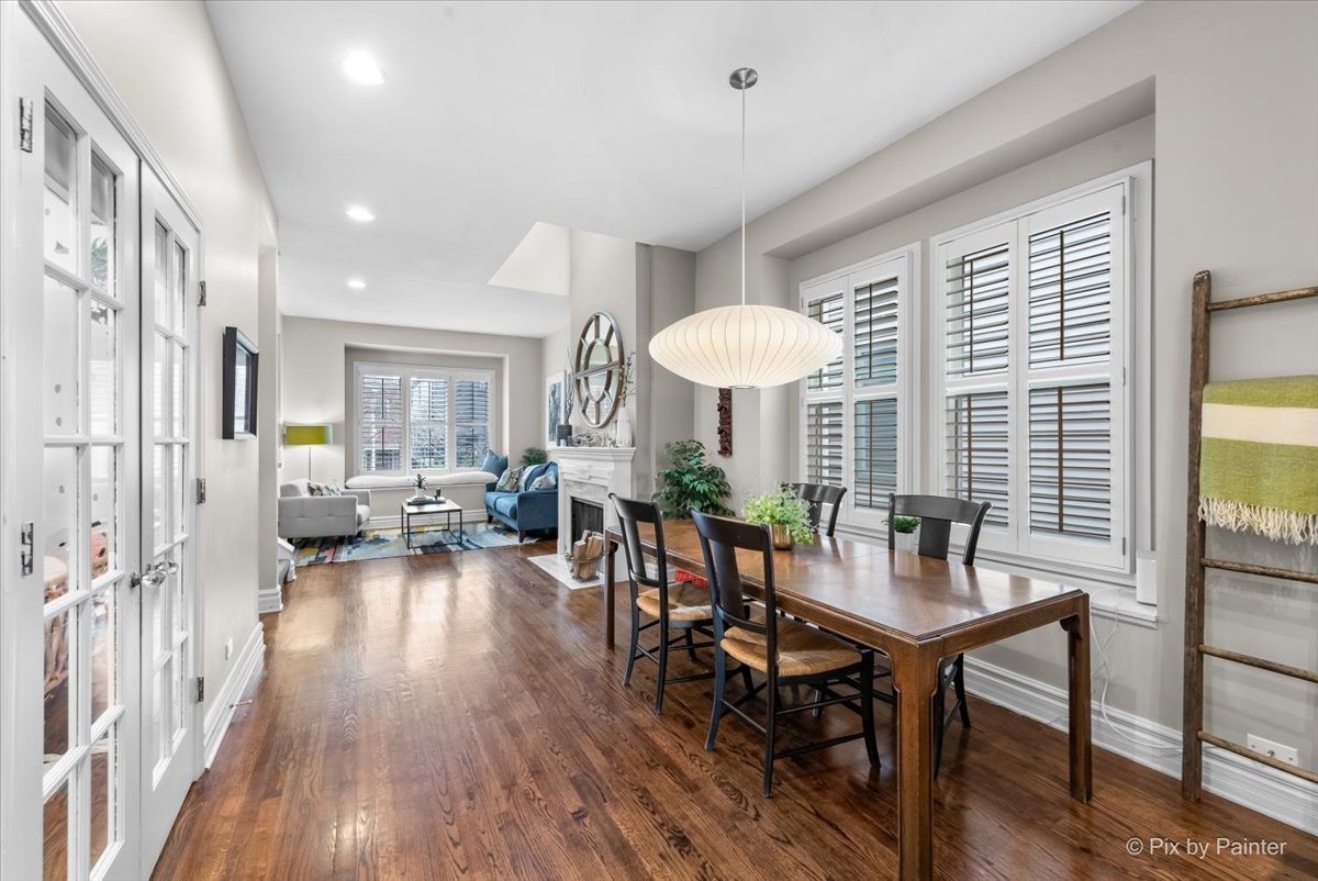 3642 N Marshfield Avenue