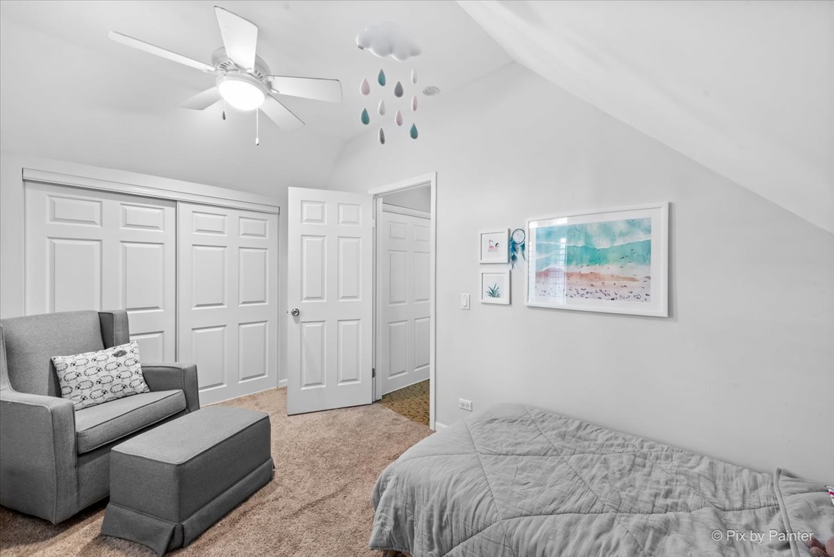 3642 N Marshfield Avenue