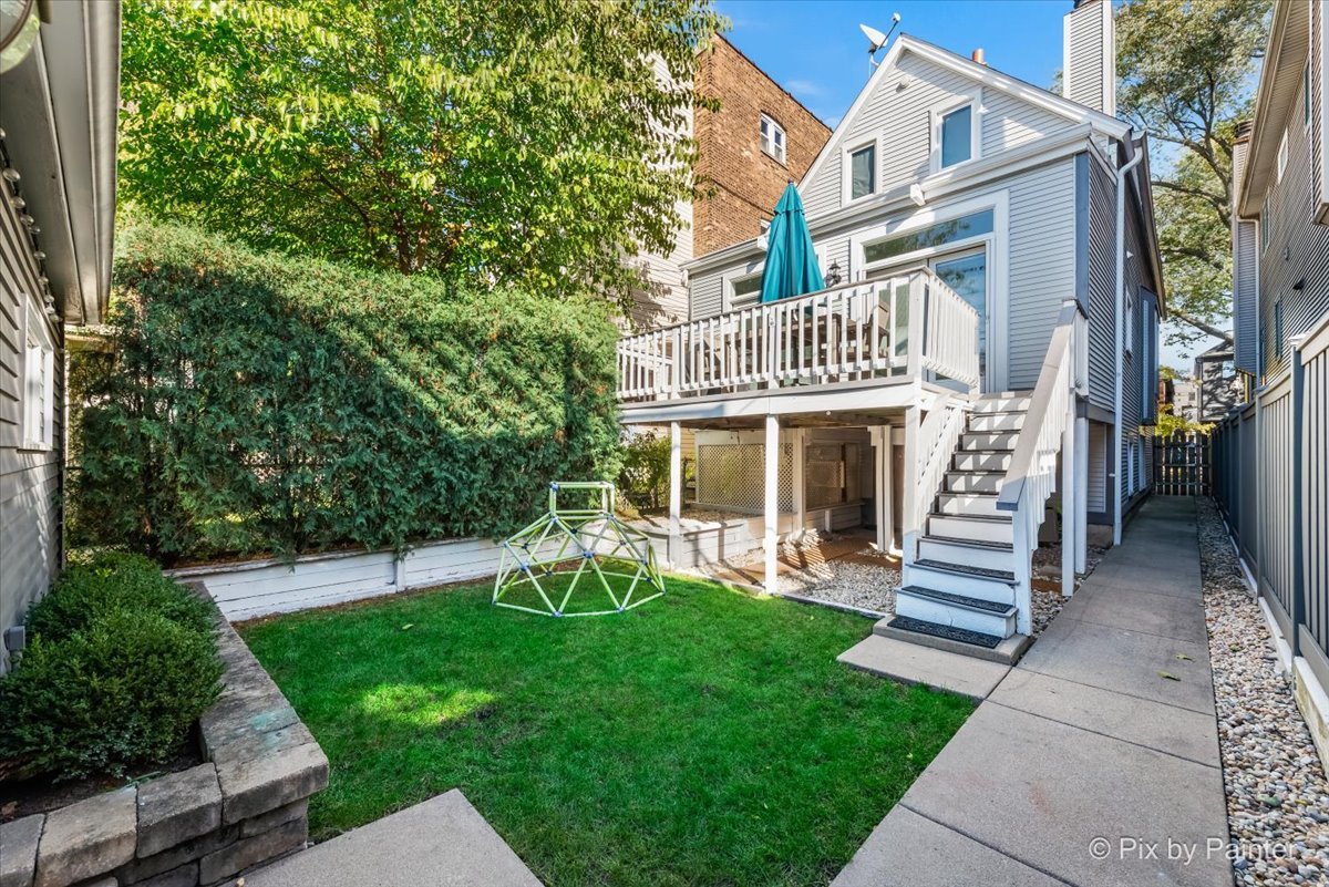 3642 N Marshfield Avenue