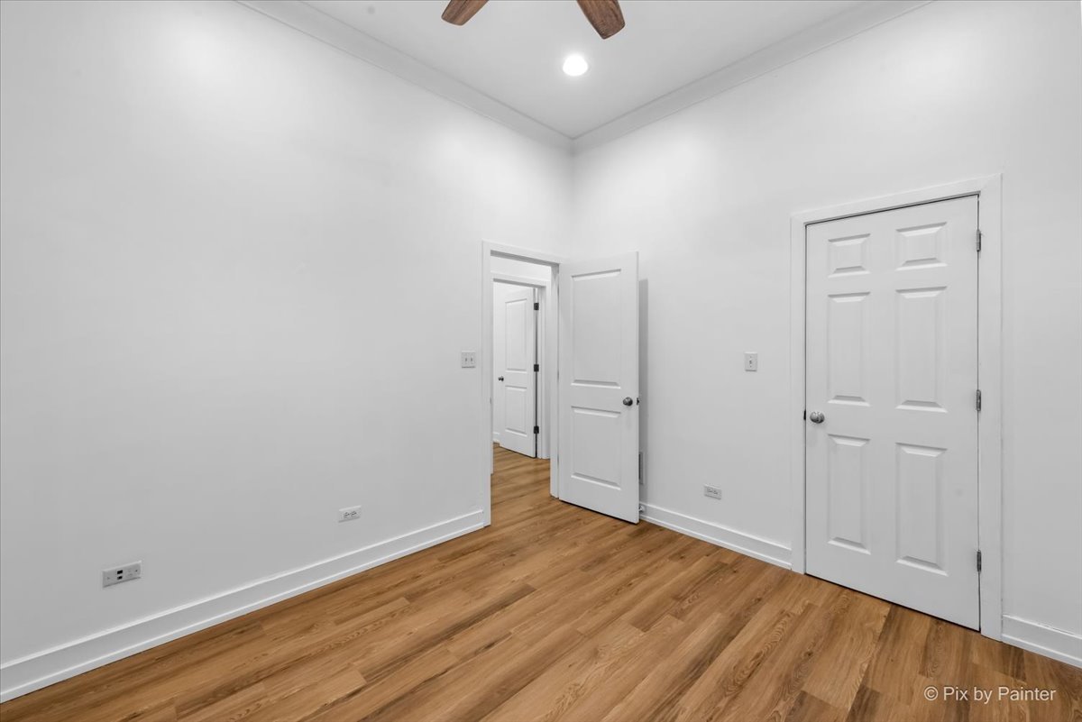4845 N Springfield Avenue Unit: 1