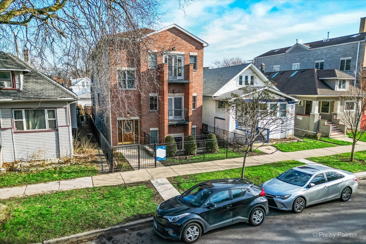 4845 N Springfield Avenue Unit: 1