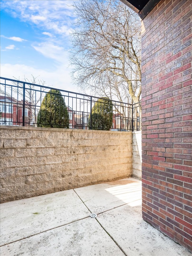 4845 N Springfield Avenue Unit: 1