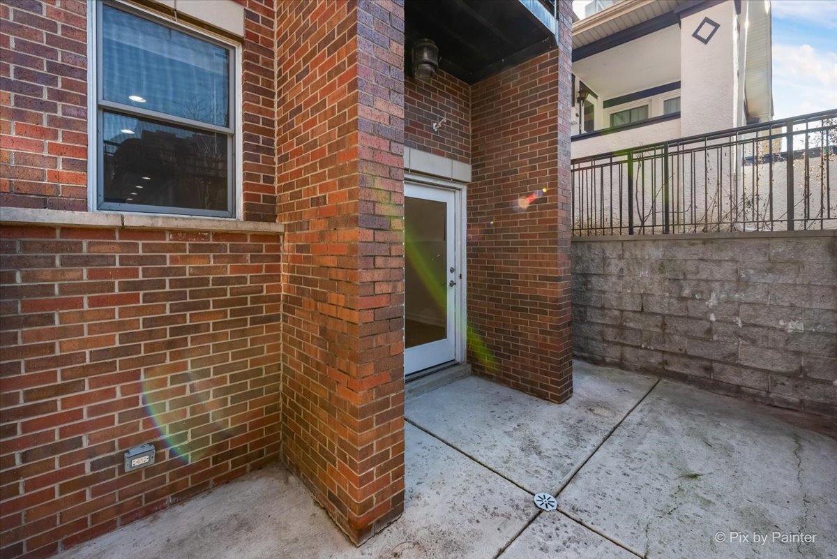 4845 N Springfield Avenue Unit: 1