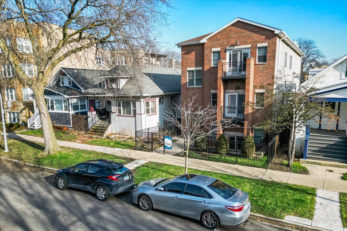 4845 N Springfield Avenue Unit: 1