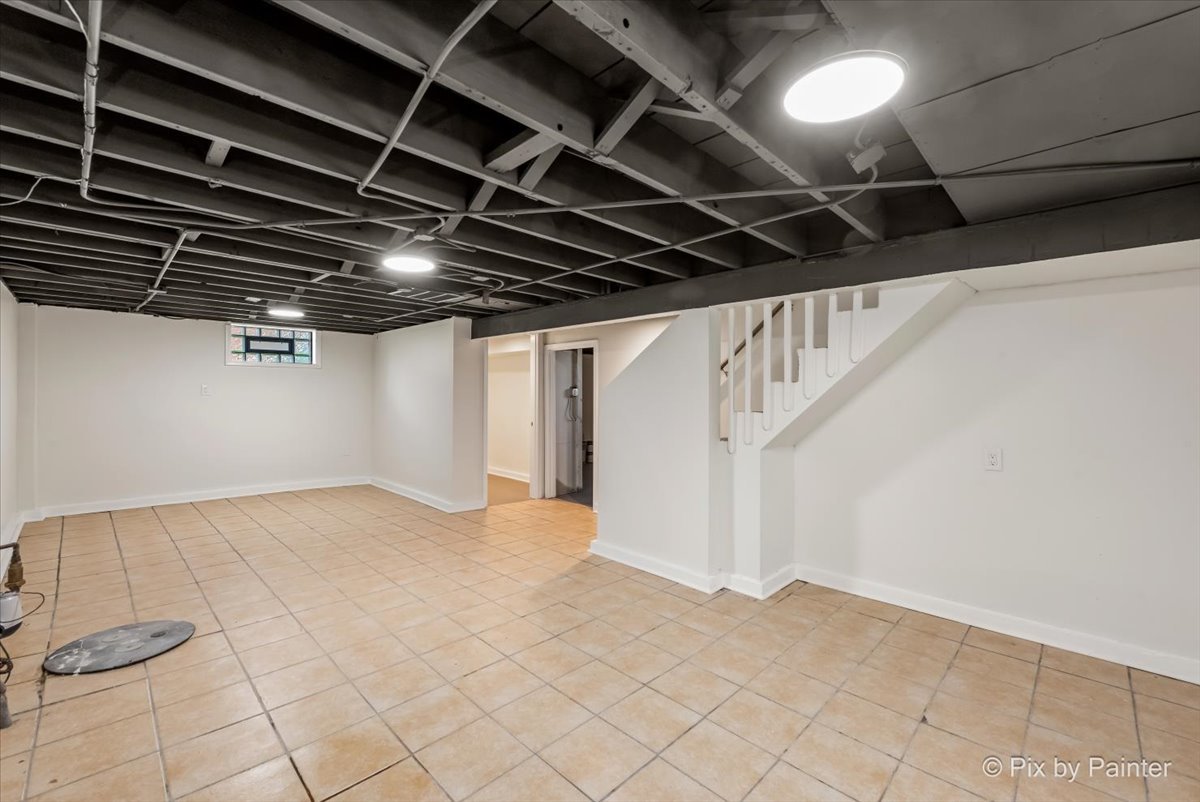 524 Webb Street