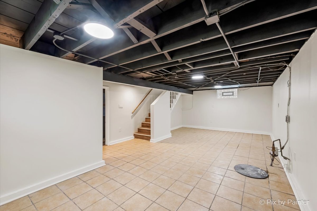 524 Webb Street