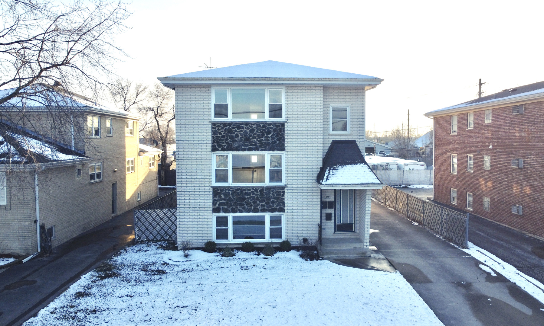 9109 Sahler Avenue Unit: 2