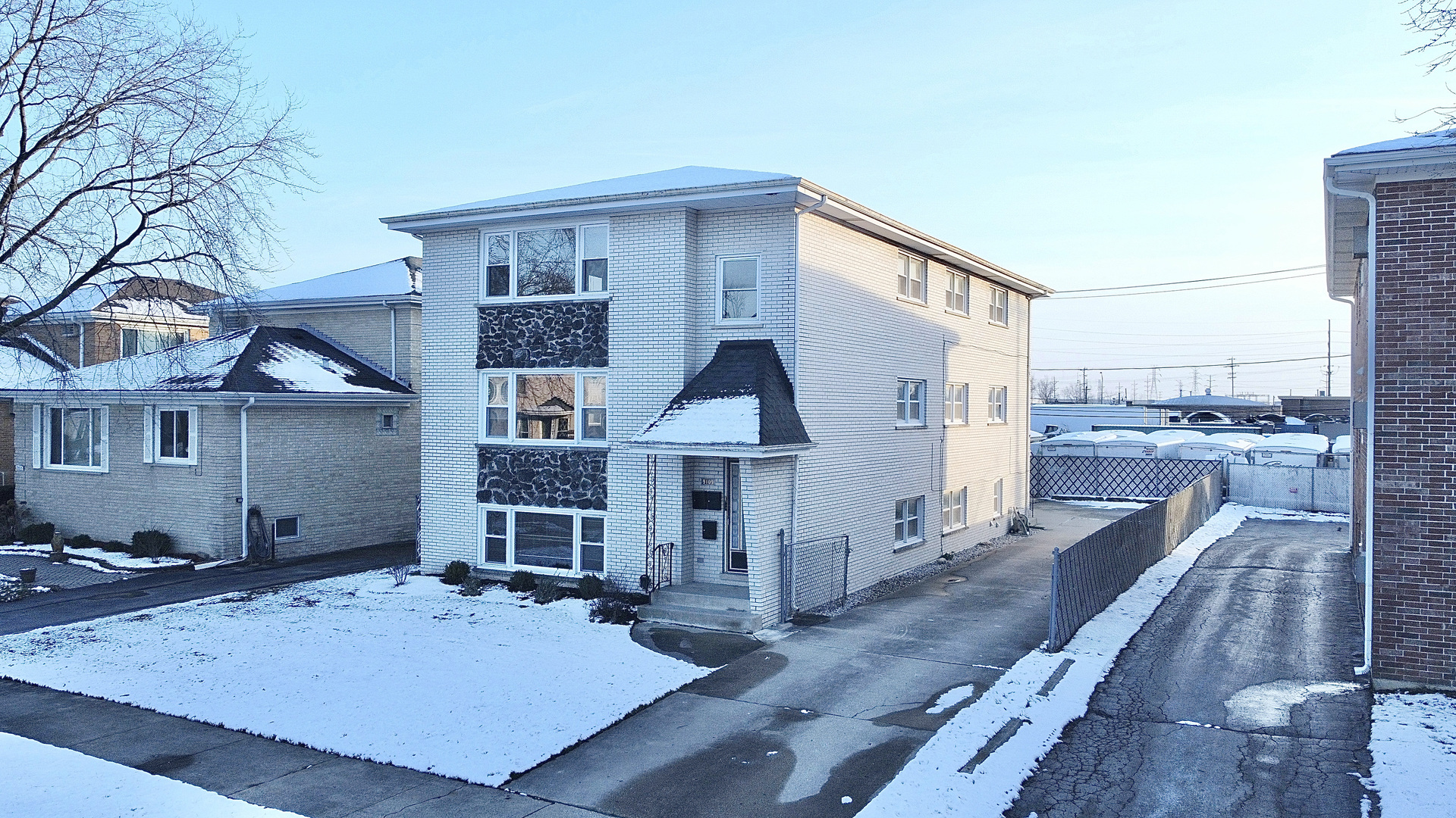 9109 Sahler Avenue Unit: 2