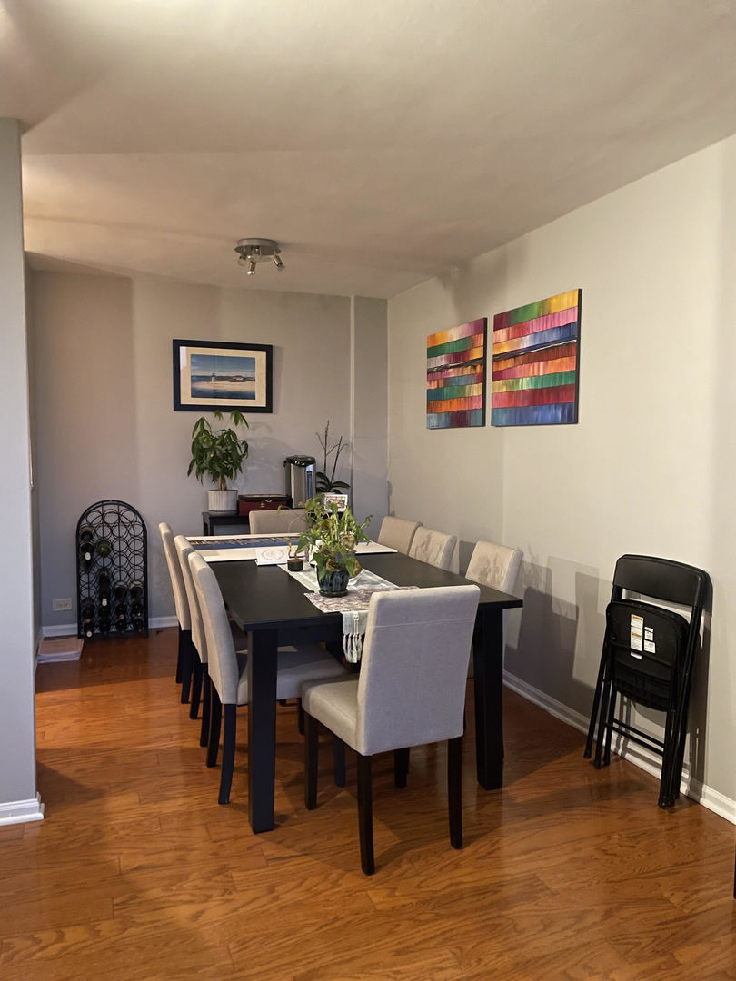 3430 N LAKE SHORE Drive Unit: 16M