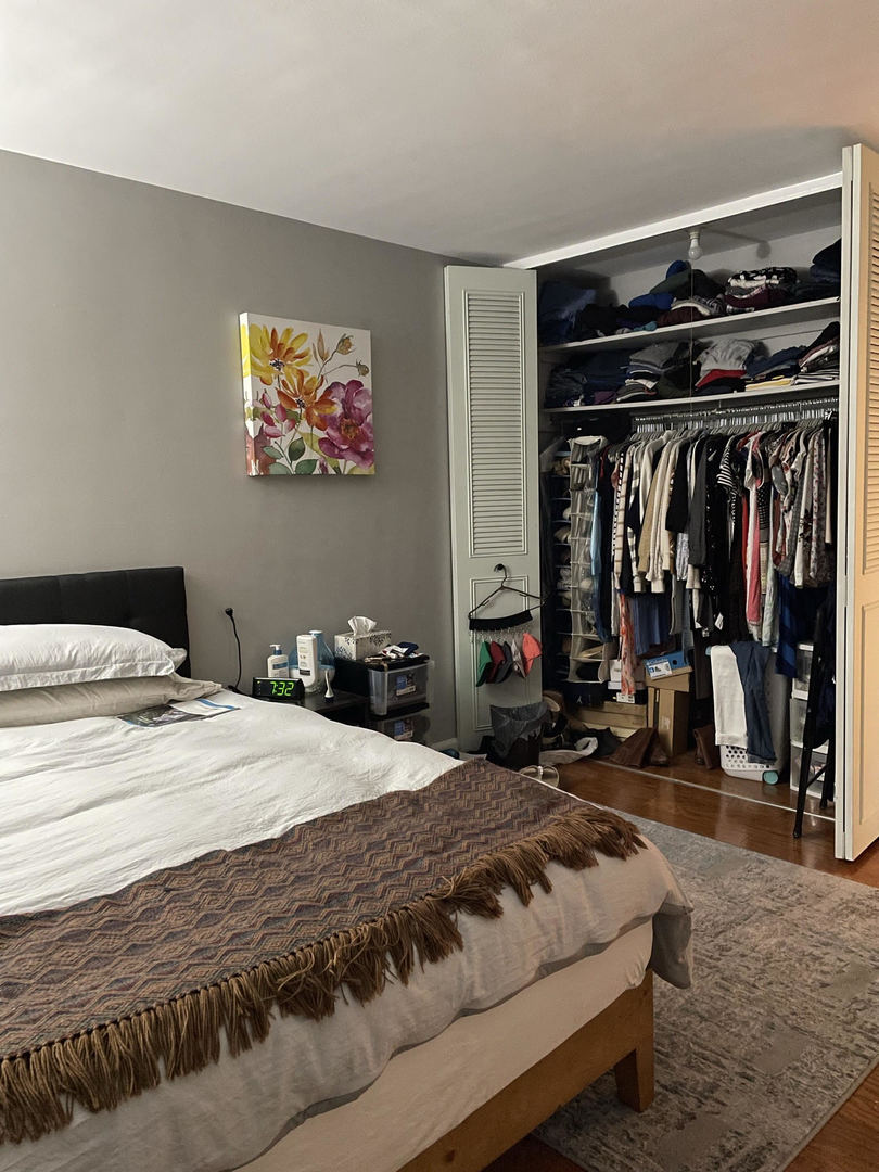 3430 N LAKE SHORE Drive Unit: 16M