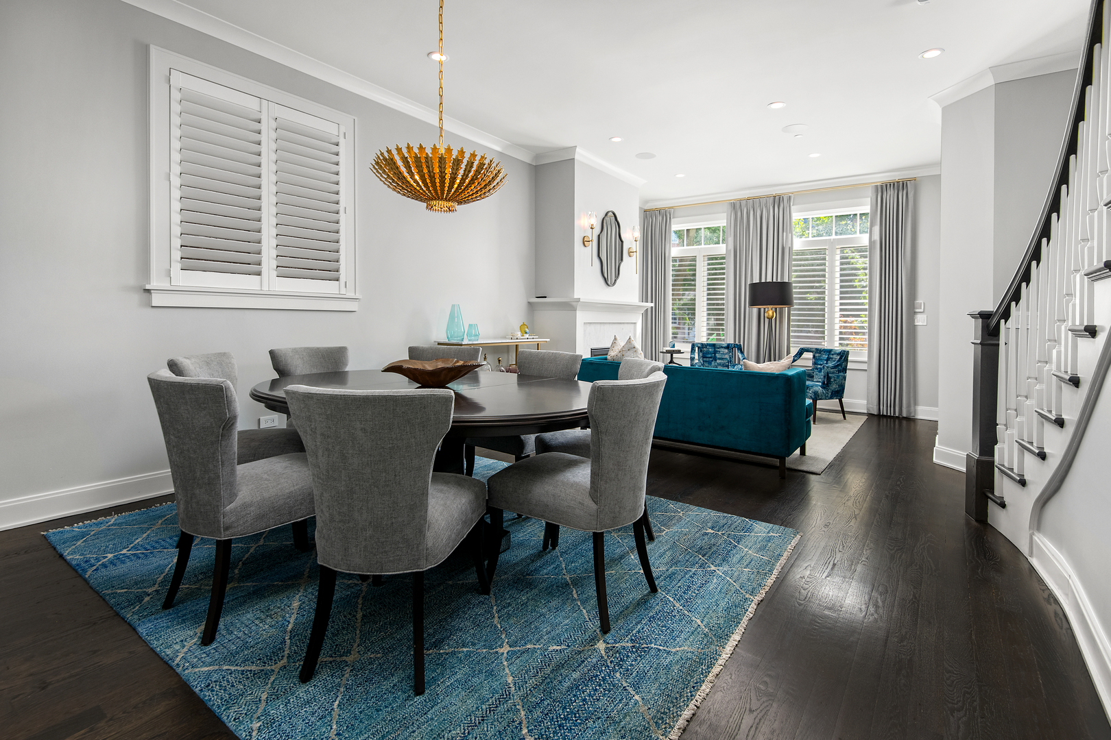 1450 W Melrose Street