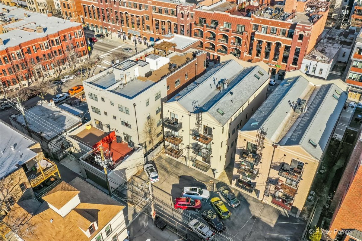 2846 N Halsted Street Unit: 2S