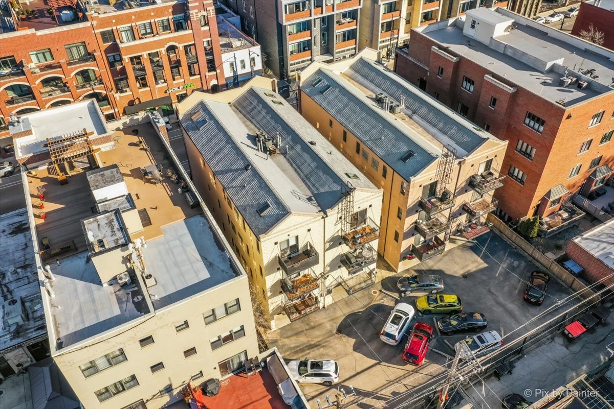 2846 N Halsted Street Unit: 2S