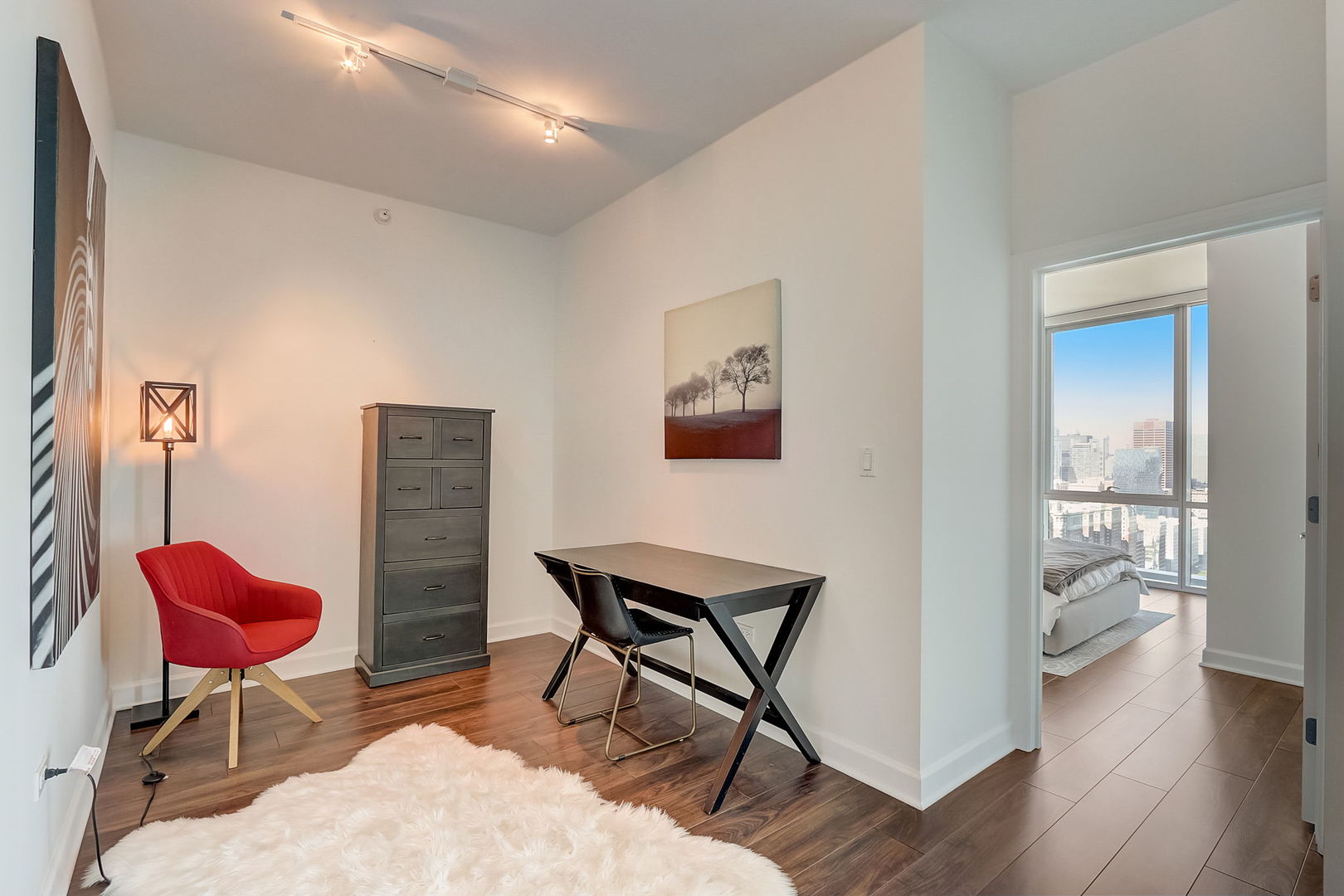 1201 S Prairie Avenue Unit: 3902