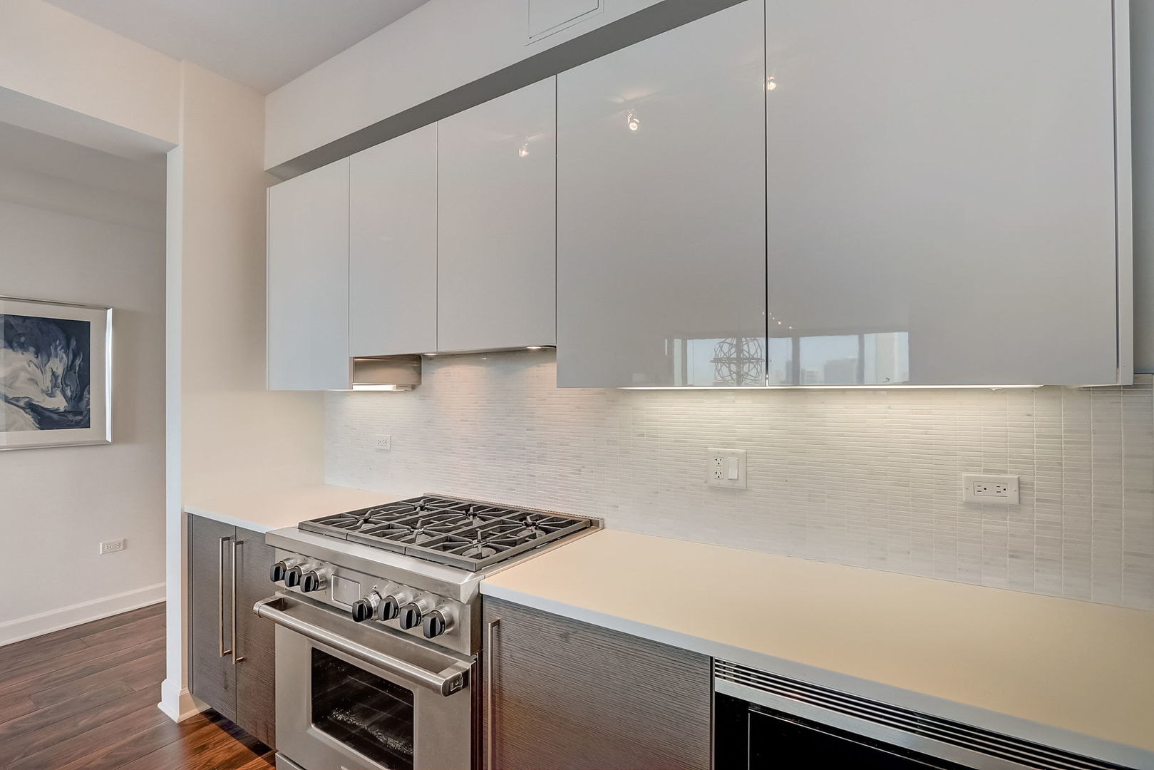 1201 S Prairie Avenue Unit: 3902