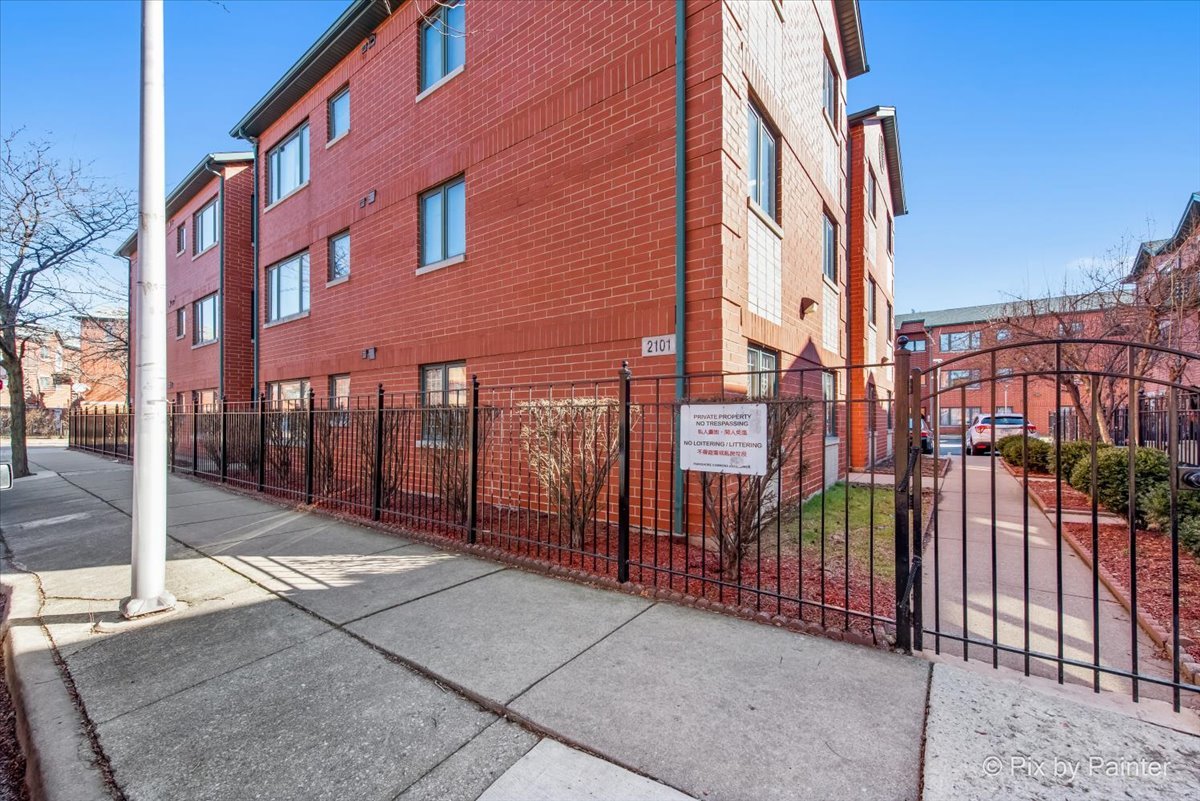 2101 S Tan Court Unit: 1R