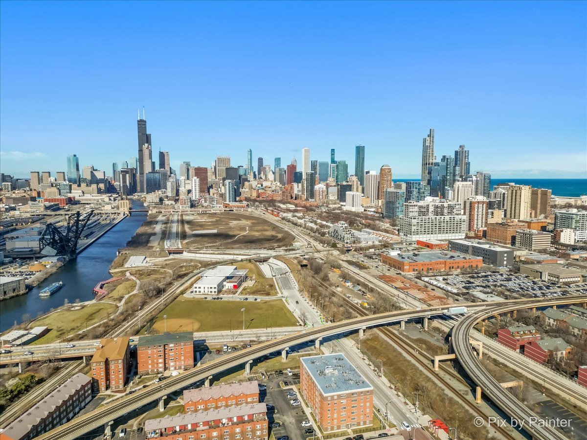 2101 S Tan Court Unit: 1R