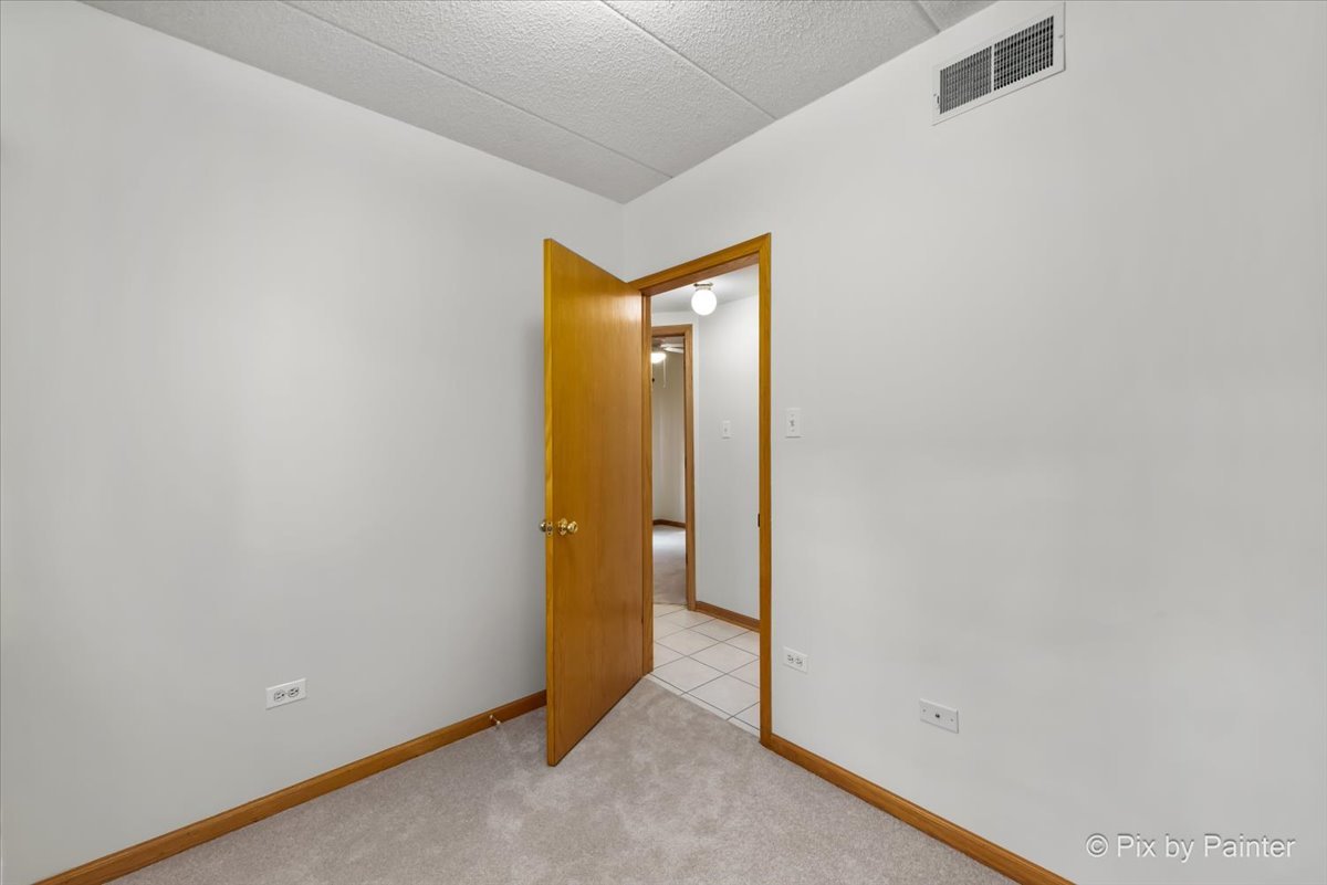 2101 S Tan Court Unit: 1R