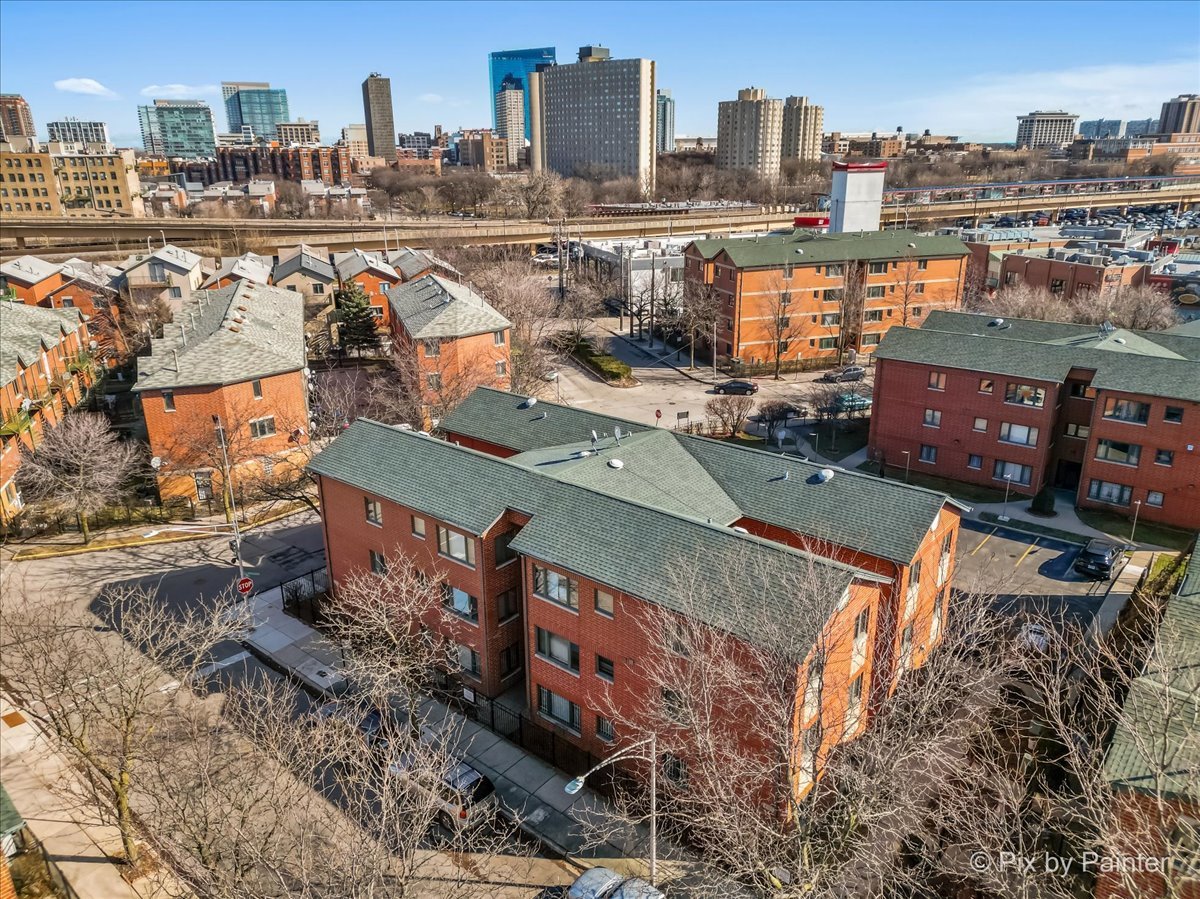 2101 S Tan Court Unit: 1R