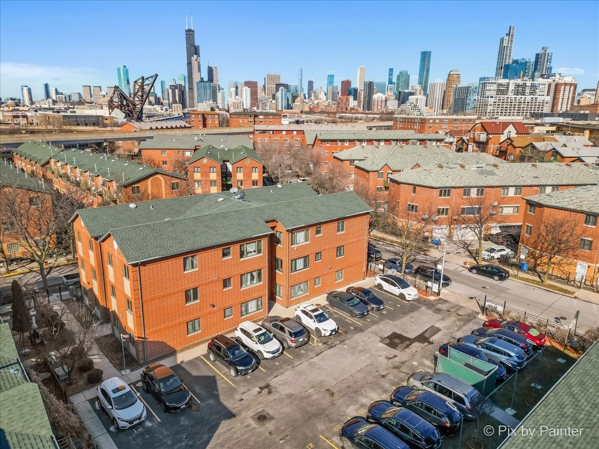 2101 S Tan Court Unit: 1R