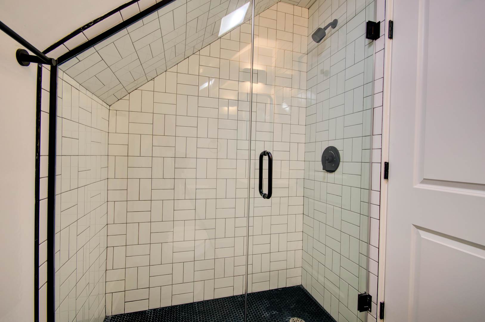 1917 S Racine Avenue Unit: 2F