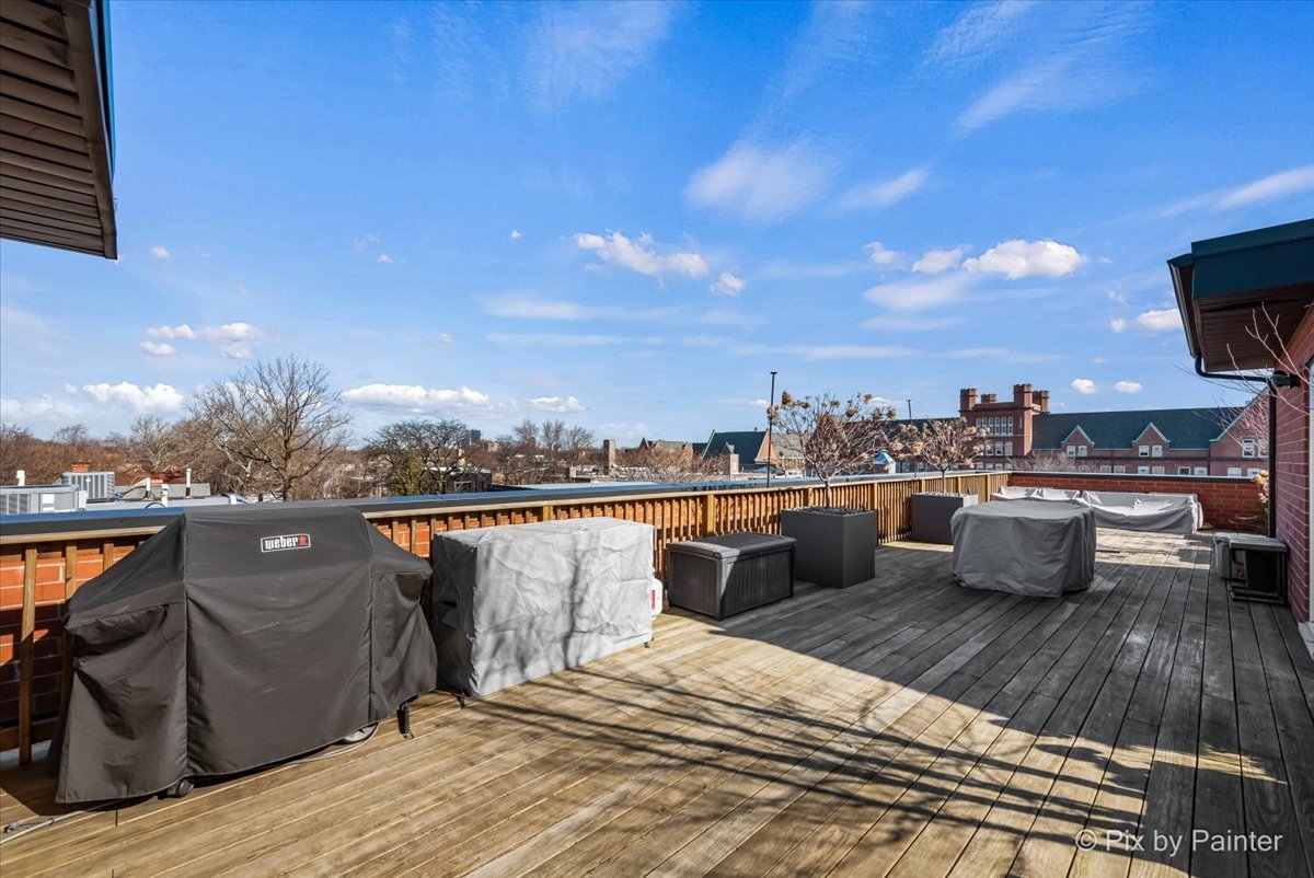 4007 N Paulina Street Unit: 4N