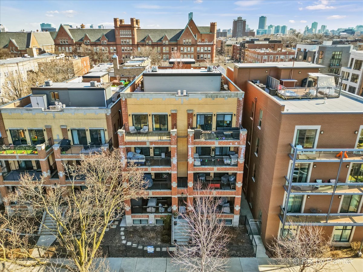 4007 N Paulina Street Unit: 4N