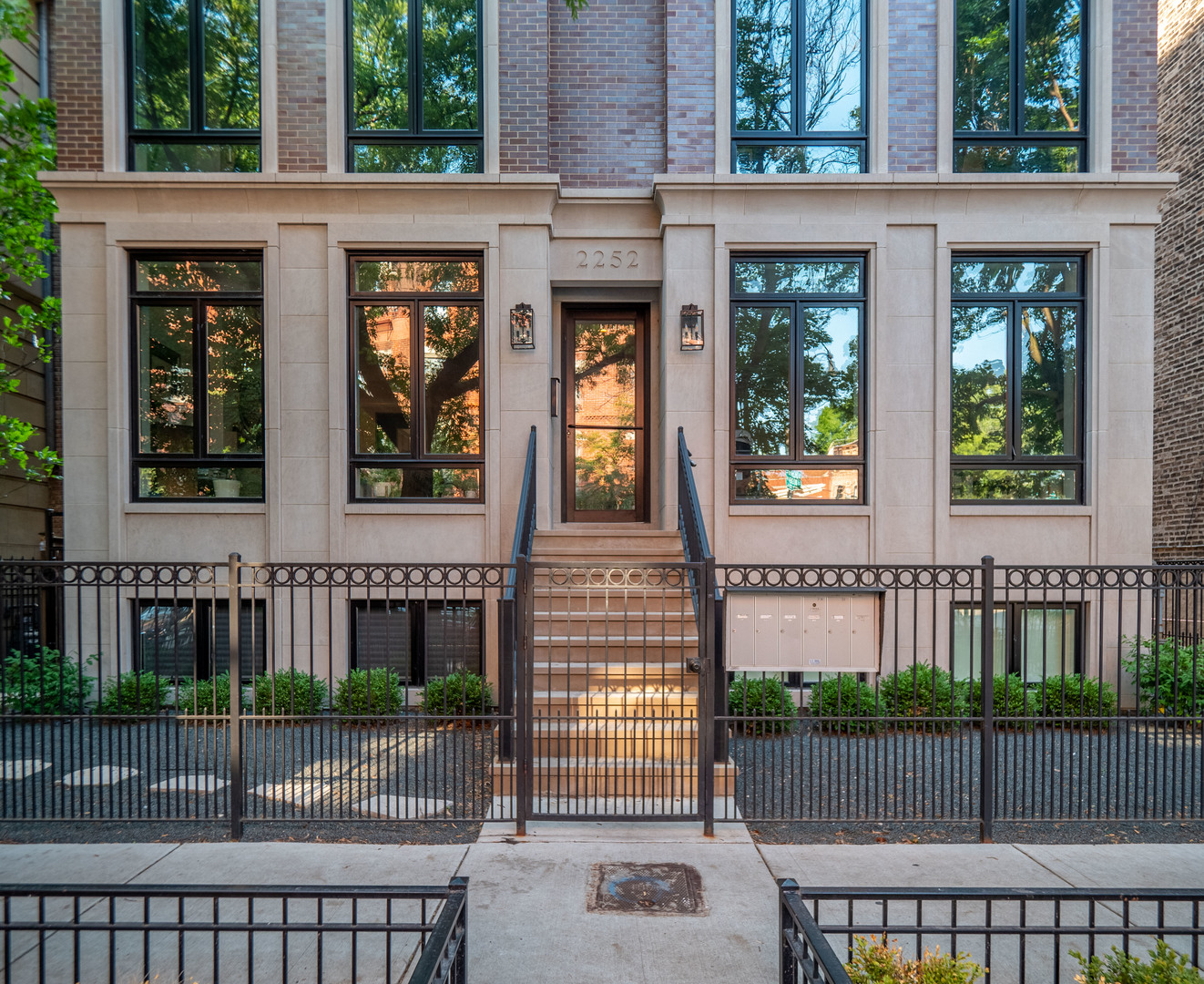 2252 N Orchard Street Unit: 3S