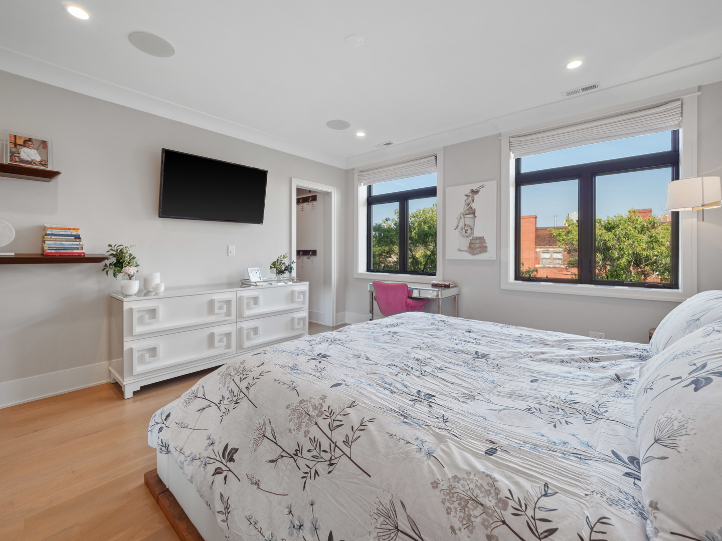 2252 N Orchard Street Unit: 3S