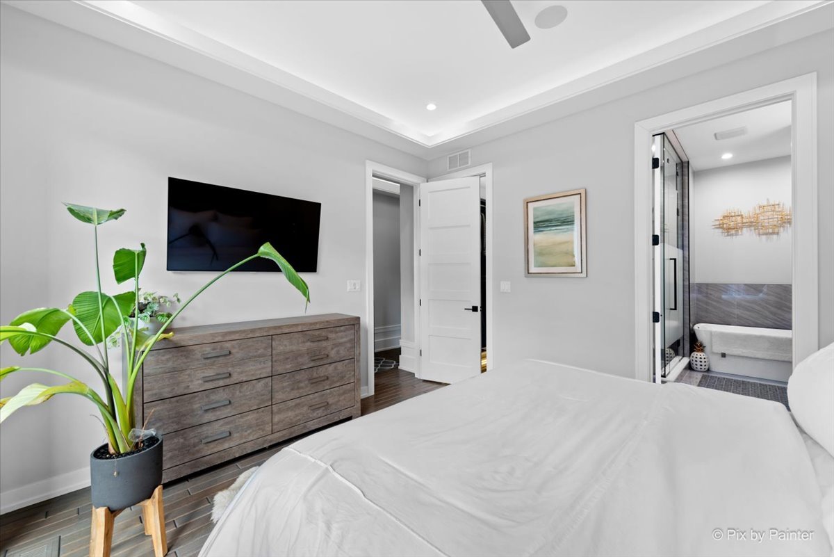 2756 N MAGNOLIA Avenue Unit: 2S