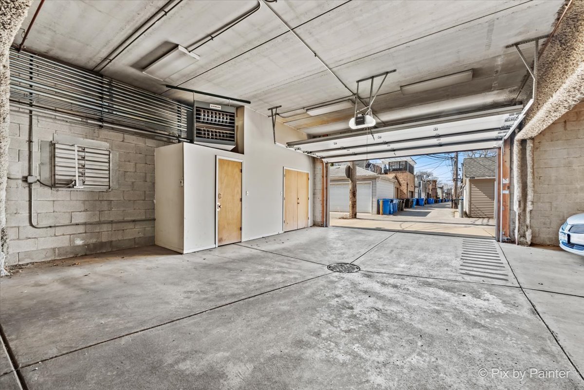 2846 N Southport Avenue Unit: 1S