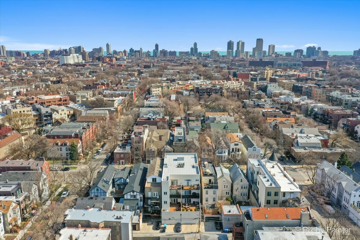 2846 N Southport Avenue Unit: 1S
