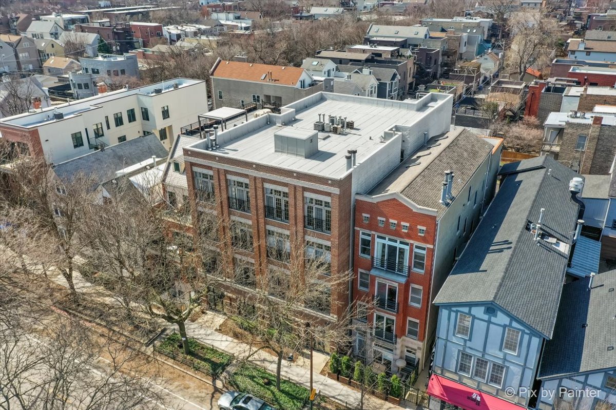 2846 N Southport Avenue Unit: 1S