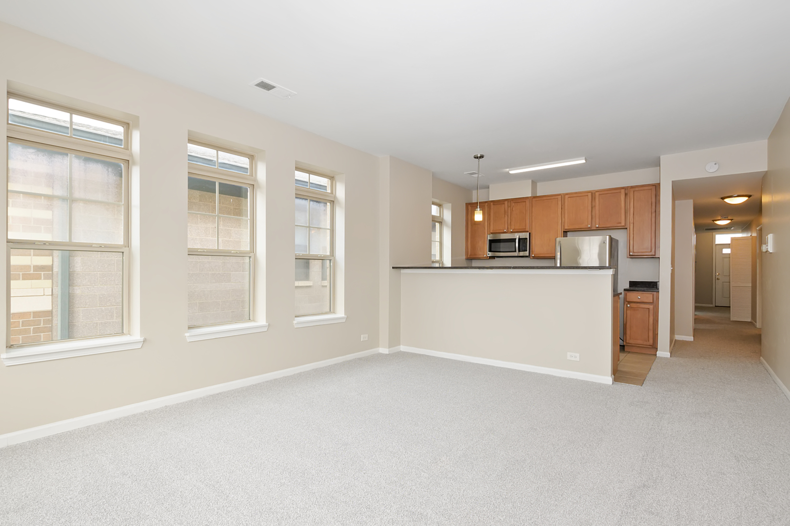 3849 S Ellis Avenue Unit: 302