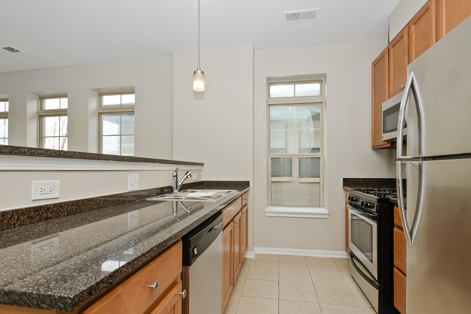 3849 S Ellis Avenue Unit: 302