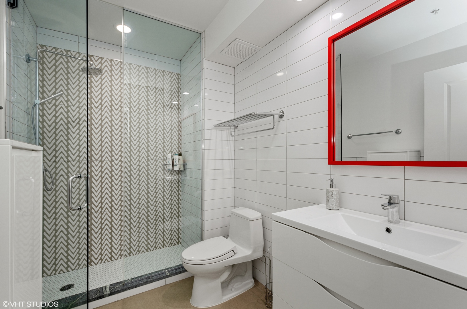 433 N WELLS Street Unit: 502