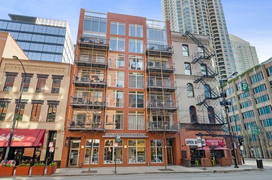 433 N WELLS Street Unit: 502