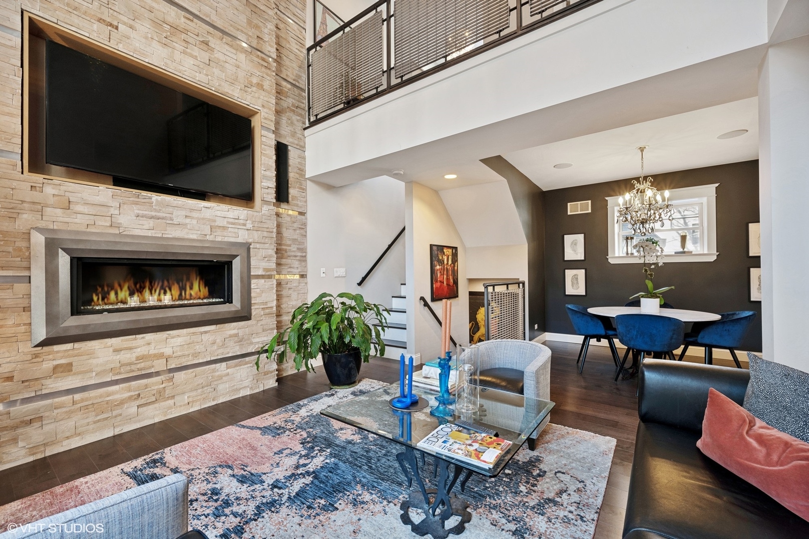 921 N La Salle Drive Unit: 6