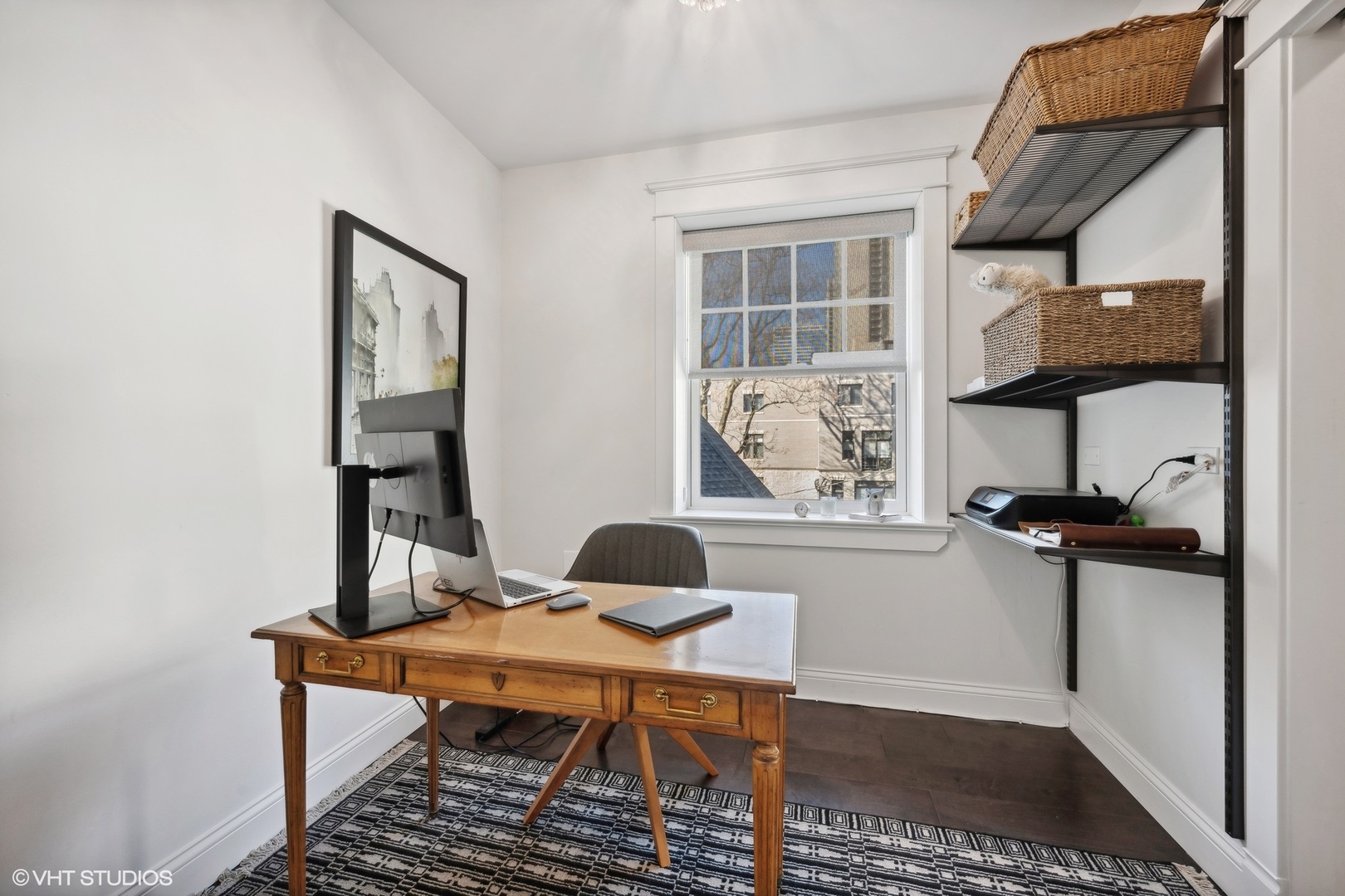 921 N La Salle Drive Unit: 6