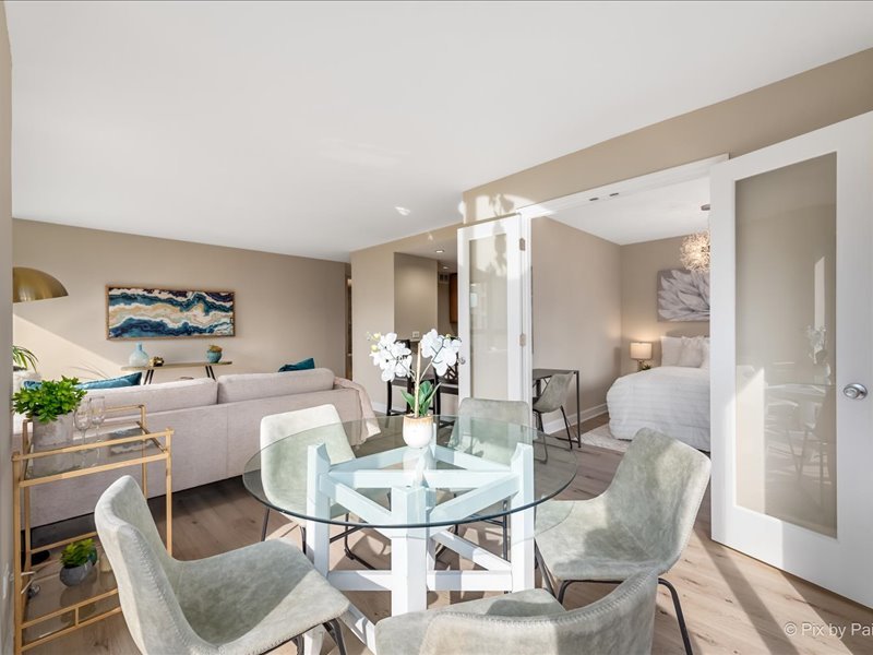 30 E Huron Street Unit: 1204