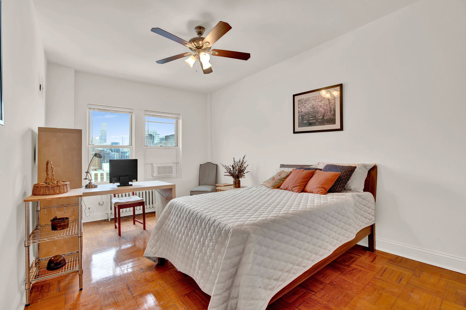 1100 N La Salle Drive Unit: 1211