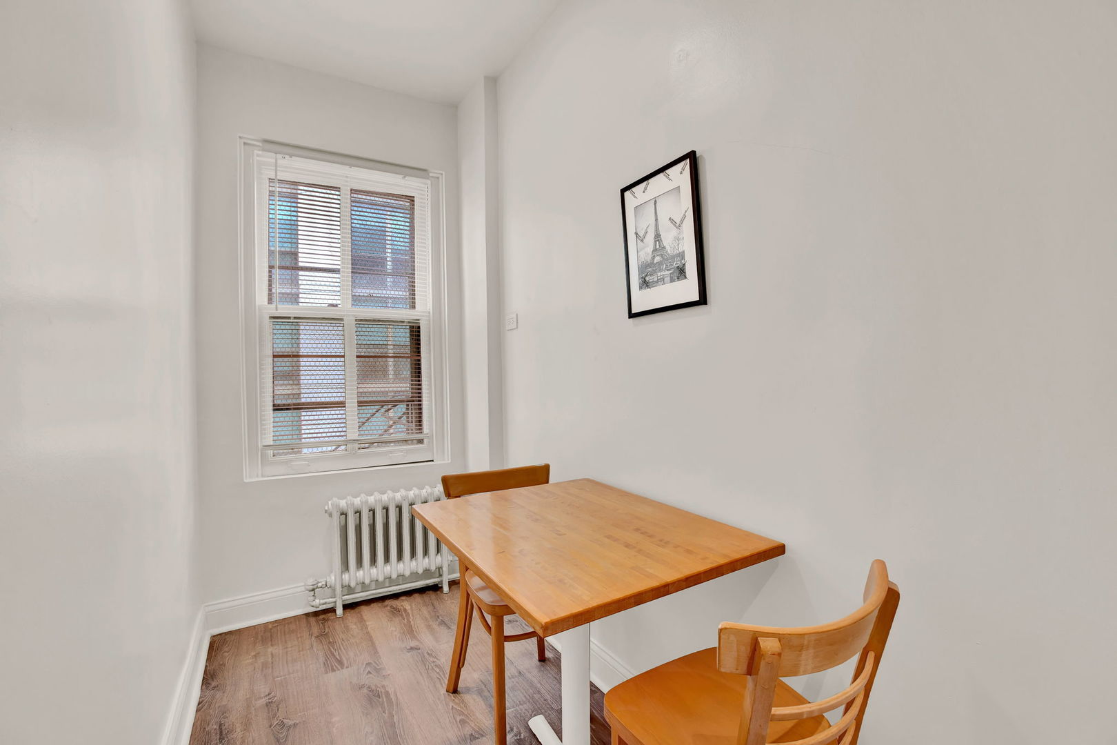 1100 N La Salle Drive Unit: 1211
