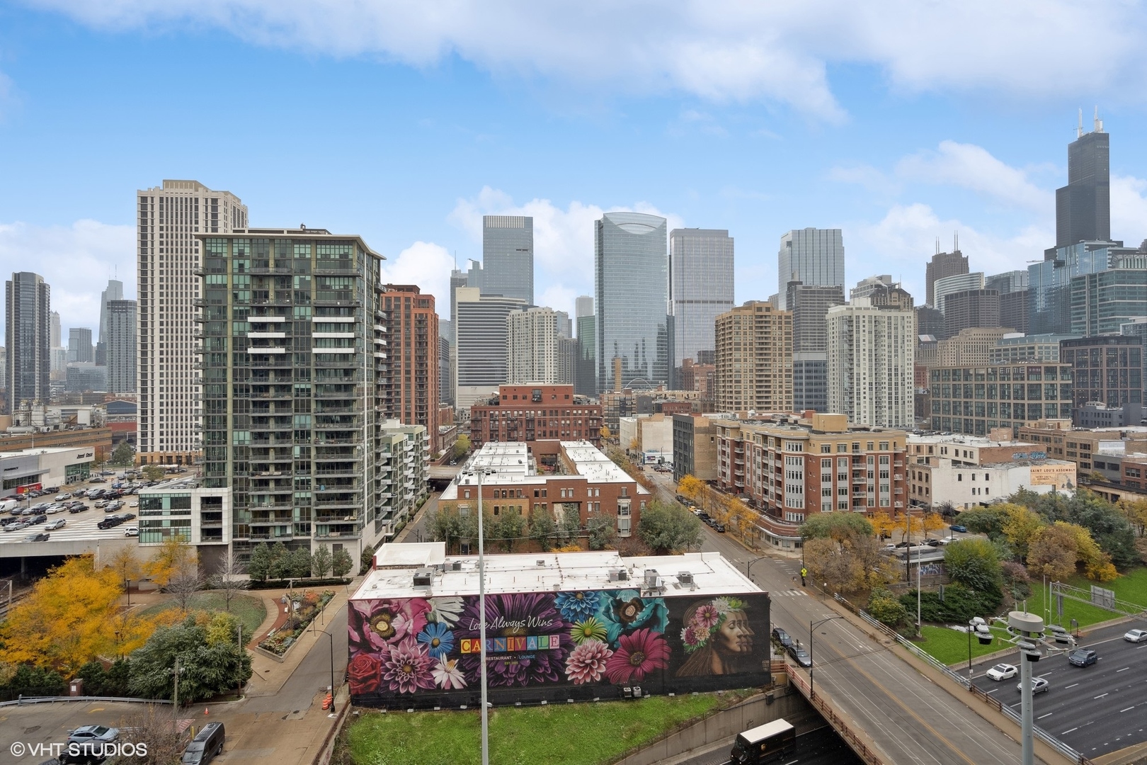 740 W Fulton Street Unit: 1107