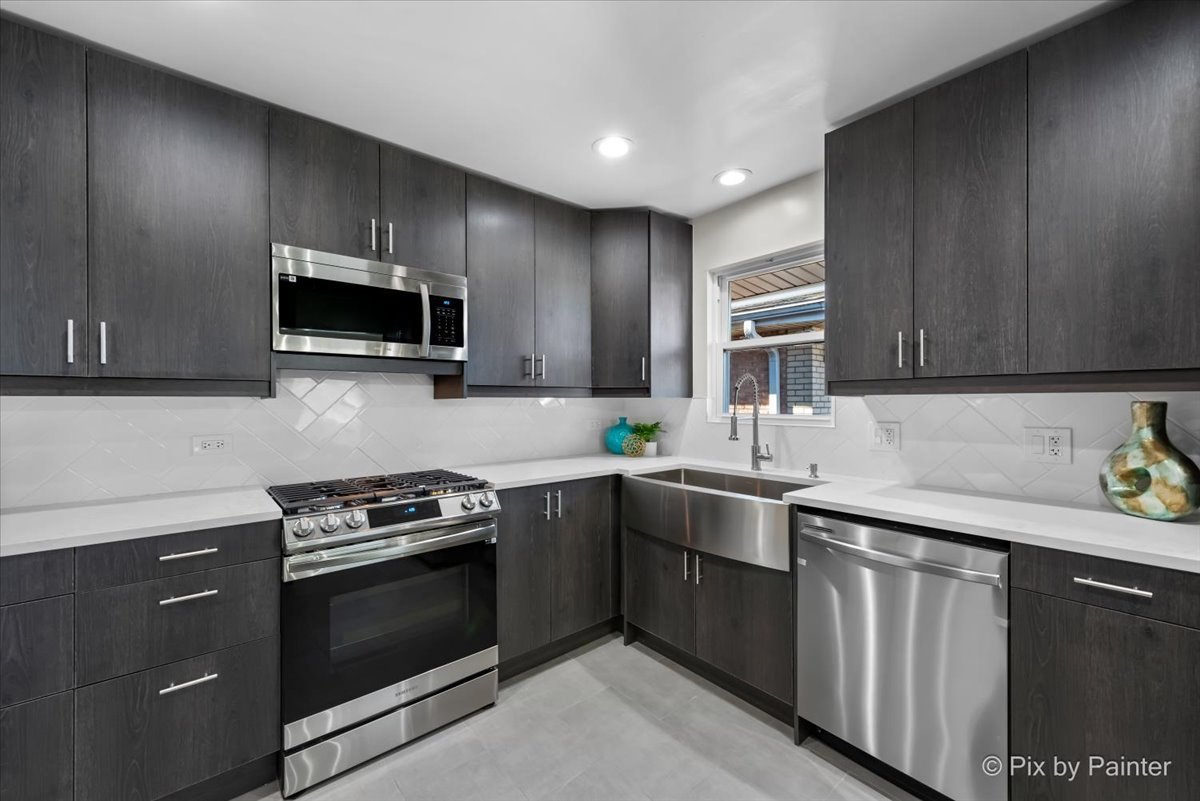 15528 Sunset Drive