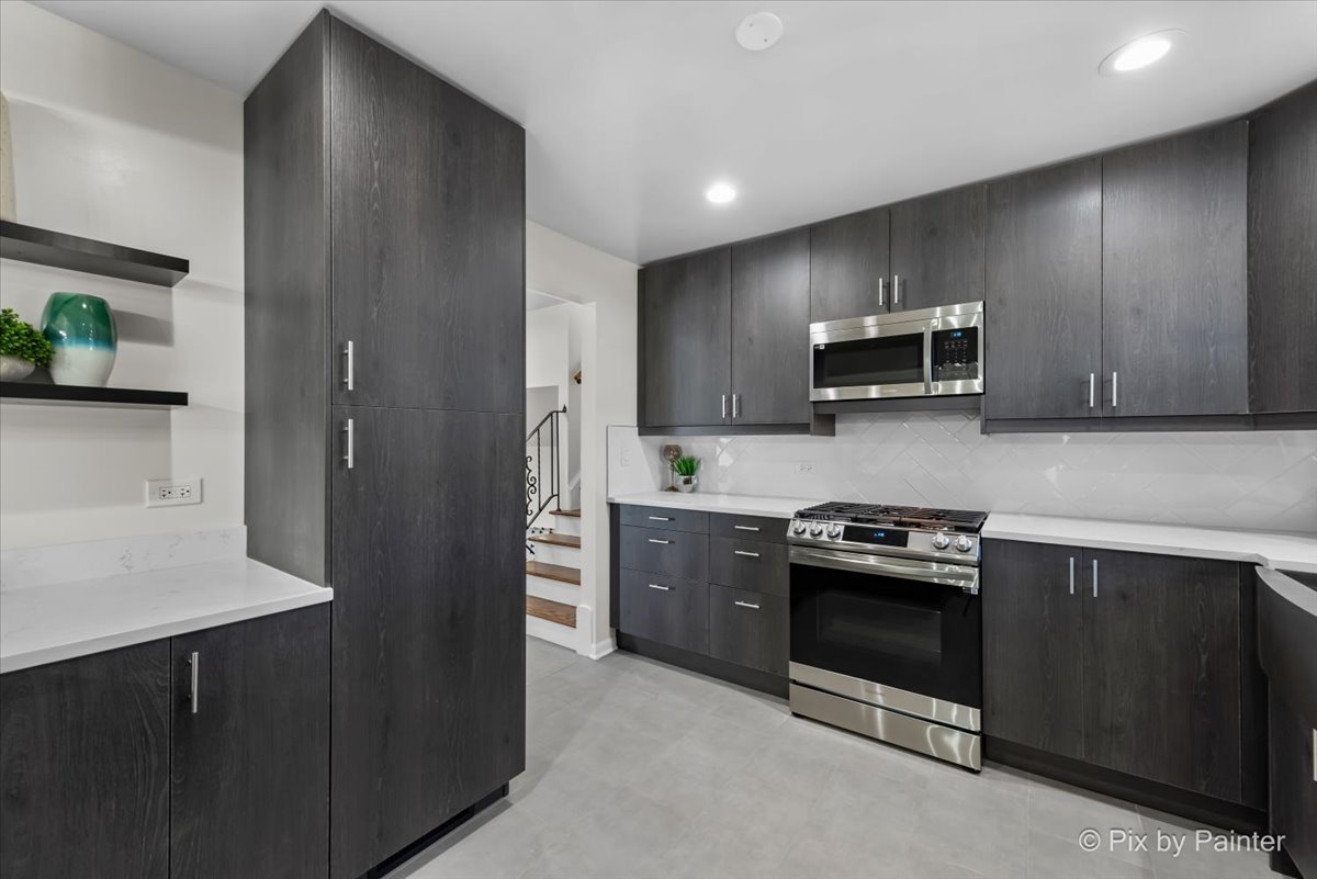 15528 Sunset Drive