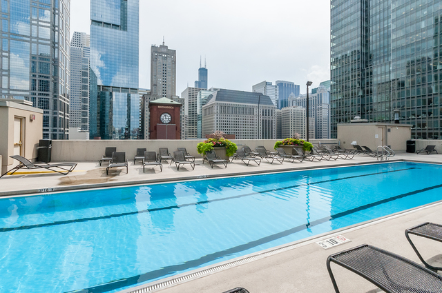 345 N La Salle Drive Unit: 1009